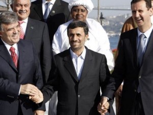 Ahmadinejad-Abdullah-Gul-Bashar-al-Assad-sommet-economique-turque_pics_809